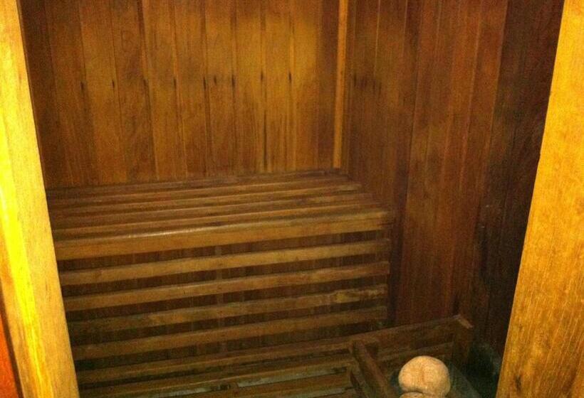 اتاق لوکس, Primor