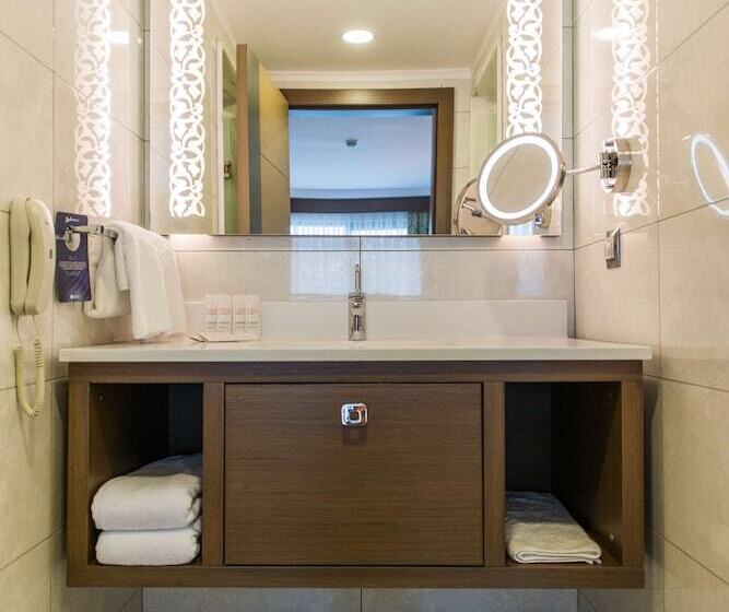 جناح, Radisson Blu Hotel, Ordu