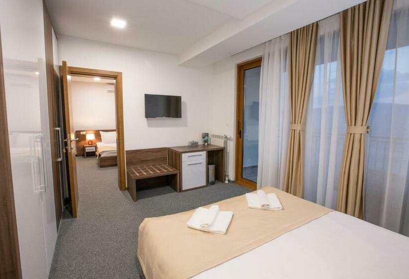 سوییت سوپریور, Sokoline