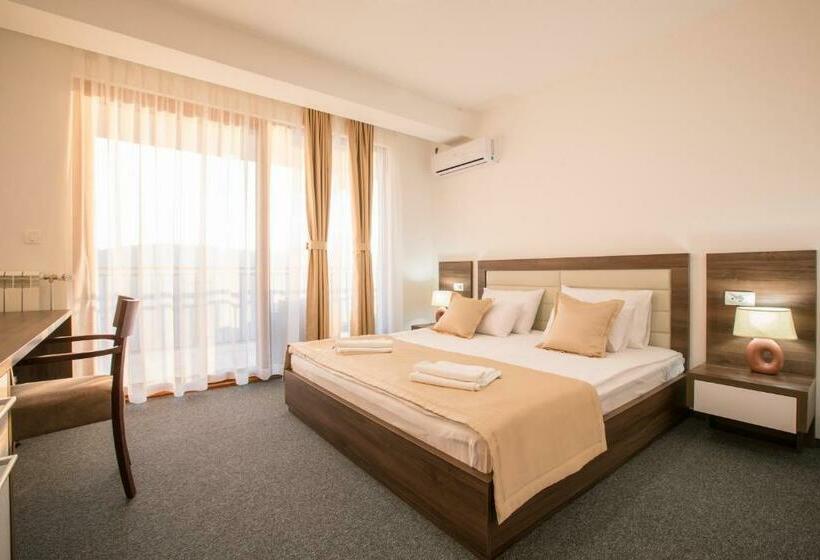 سوییت لوکس, Sokoline