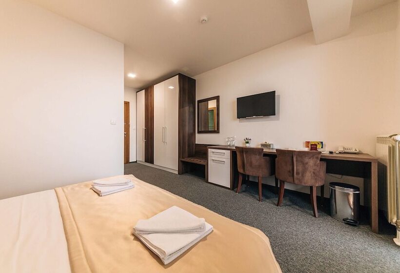 اتاق عادی با تخت دوبل, Sokoline