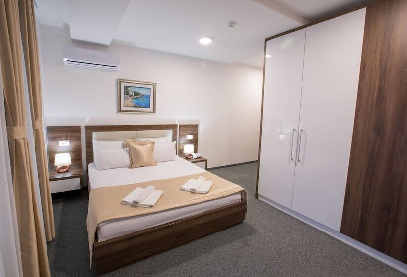 اتاق عادی با تخت دوبل, Sokoline