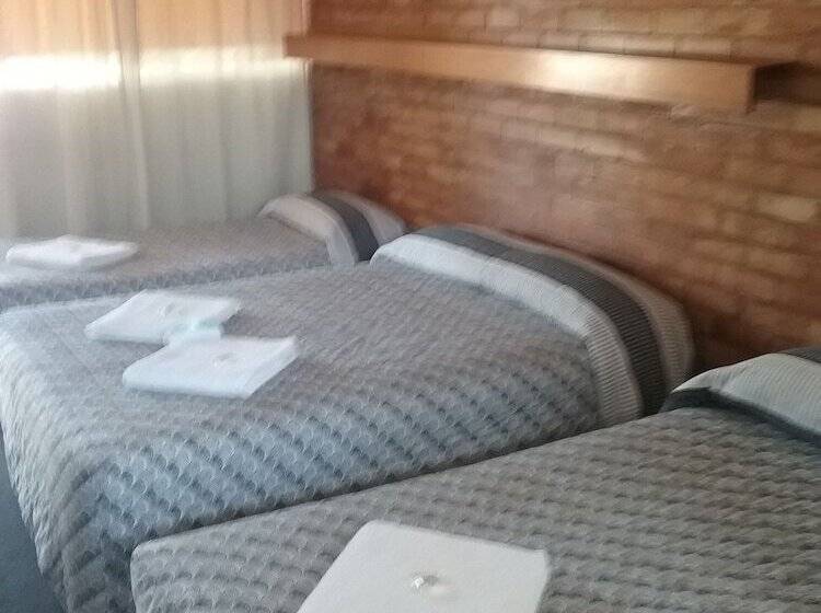 Семейный Номер, Avocado Motor Inn