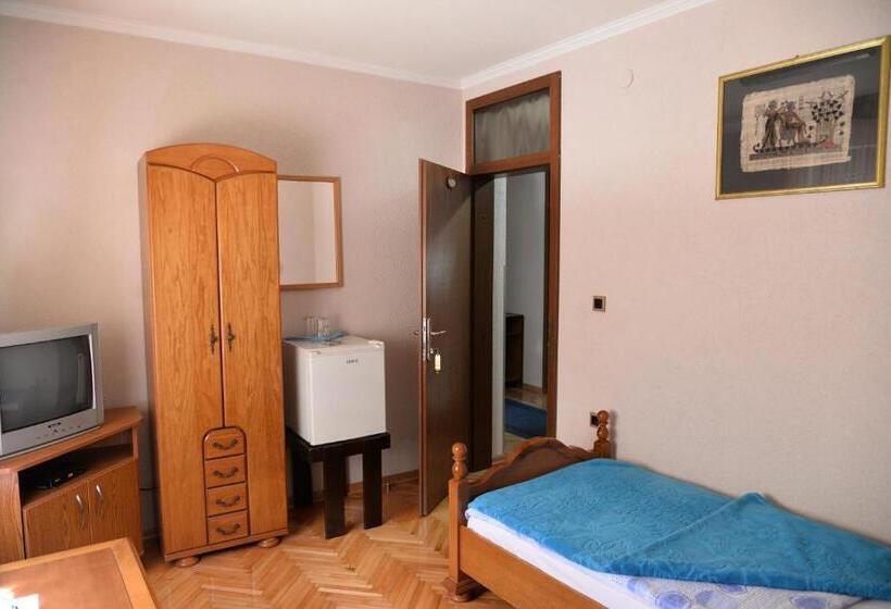 اتاق استاندارد یک نفره, Motel Krstac