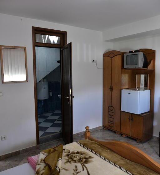 اتاق استاندارد, Motel Krstac