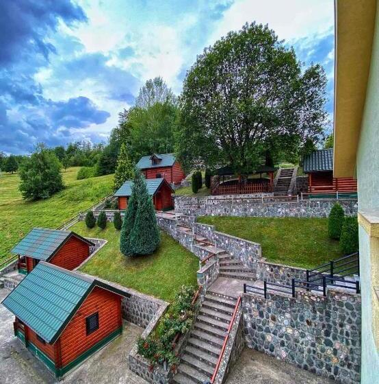 Standard bungalow mountain view, Motel Krstac