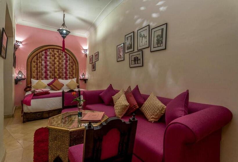 اتاق استاندارد چهار تخته, Riad Anabel