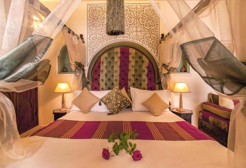 اتاق استاندارد سه نفره, Riad Anabel