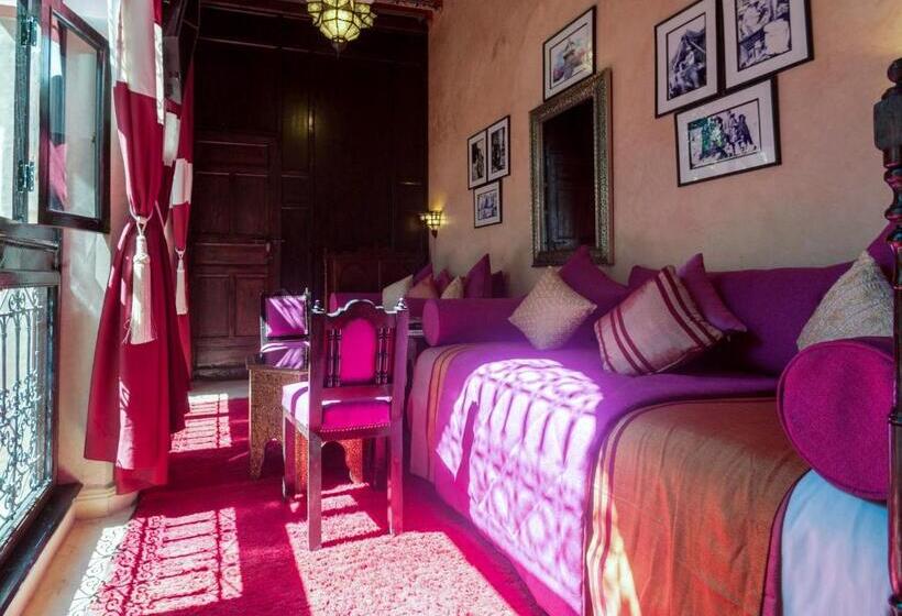 اتاق استاندارد چهار تخته, Riad Anabel