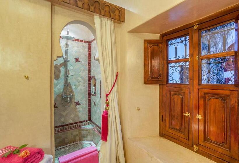 اتاق استاندارد چهار تخته, Riad Anabel
