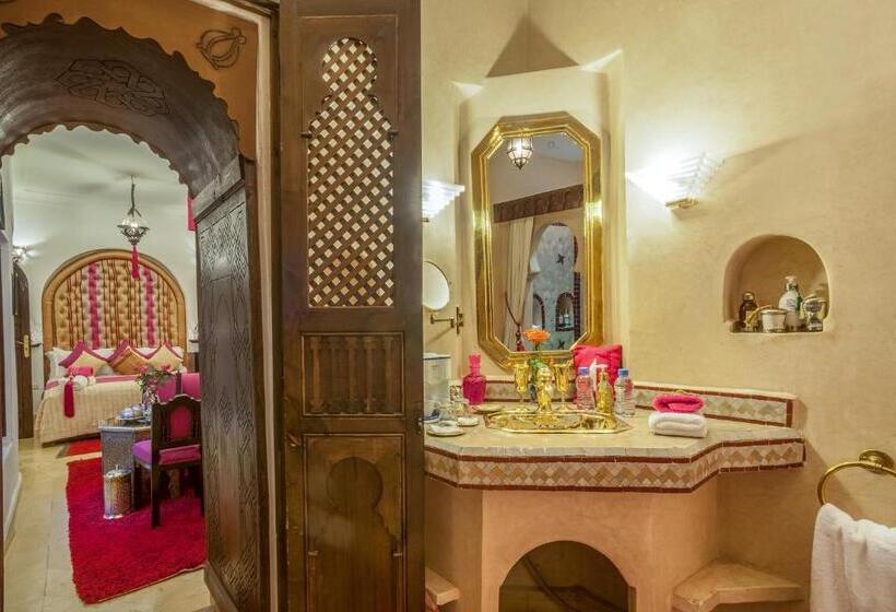 اتاق استاندارد چهار تخته, Riad Anabel