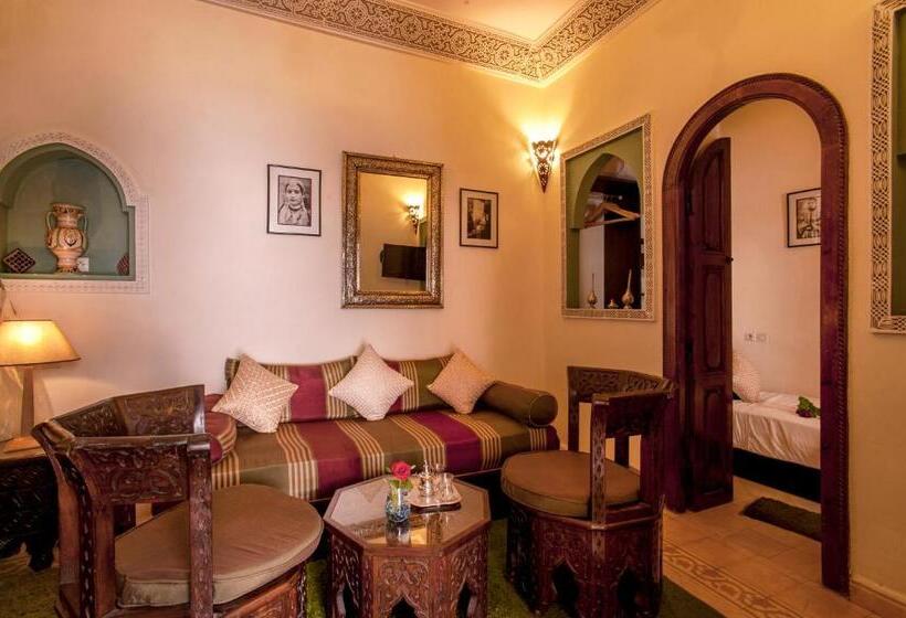 اتاق استاندارد سه نفره, Riad Anabel