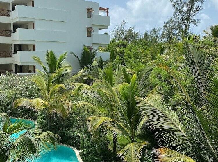 سوئیت جونیور با تخت بزرگ, Secrets Cap Cana Resort & Spa - Adults Only - All Inclusive