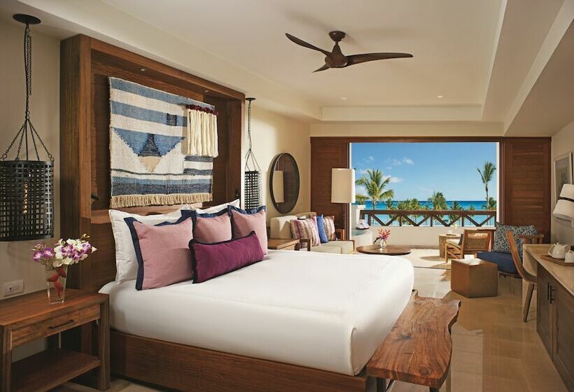 سوئیت جونیور با تخت بزرگ, Secrets Cap Cana Resort & Spa - Adults Only - All Inclusive