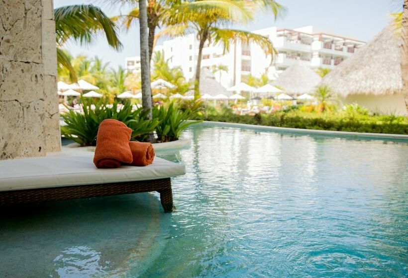سوئیت جونیور با تخت بزرگ, Secrets Cap Cana Resort & Spa - Adults Only - All Inclusive