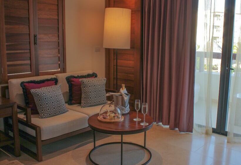 سوئیت جونیور کلوب با چشم‌انداز دریا, Secrets Cap Cana Resort & Spa - Adults Only - All Inclusive