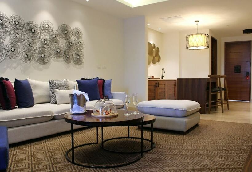 سوئیت کلوب با چشمانداز دریا, Secrets Cap Cana Resort & Spa - Adults Only - All Inclusive