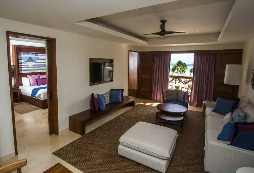 سوئیت مستر با چشم‌انداز دریا, Secrets Cap Cana Resort & Spa - Adults Only - All Inclusive
