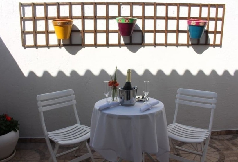 سوییت, Pousada Lua Do Pontal