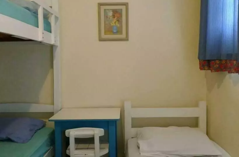 اتاق استاندارد سه تخته با سرویس بهداشتی مشترک, Chale Mineiro Hostel & Pousada