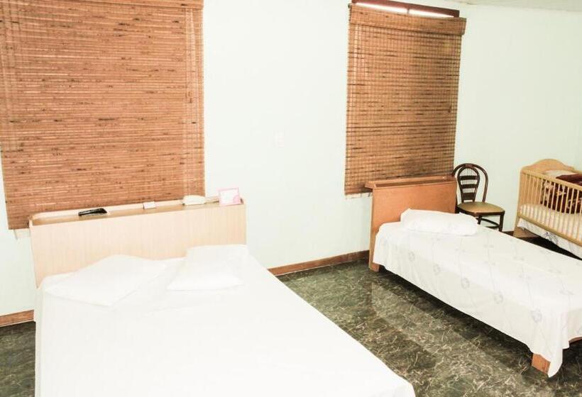 Трехместный Номер Deluxe, Cumbipar King