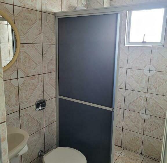 חדר דלוקס, Duarte