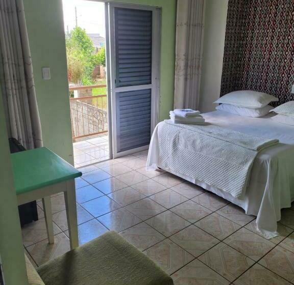 חדר דלוקס, Duarte