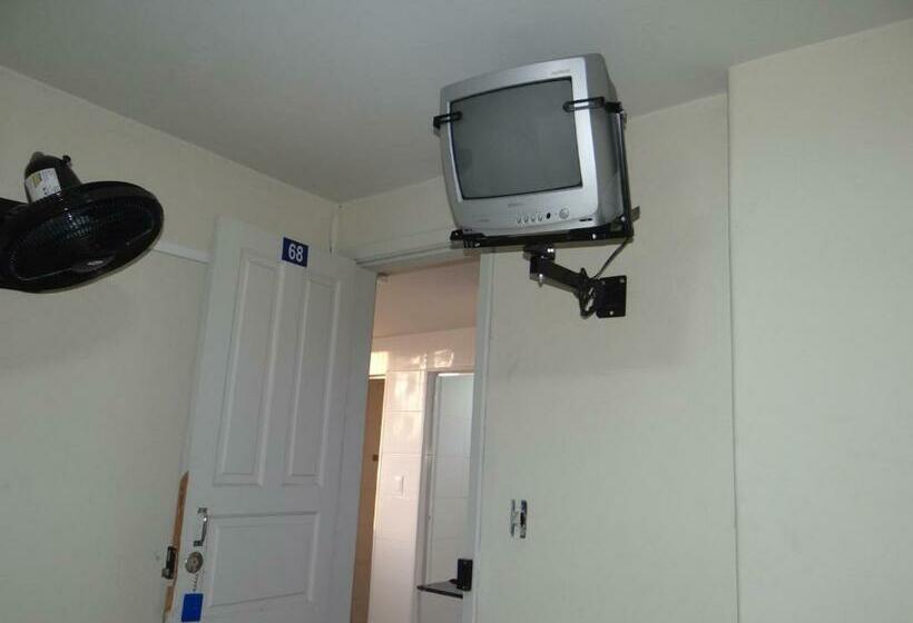 اتاق استاندارد با سرویس بهداشتی مشترک, Hospedagem Municipal