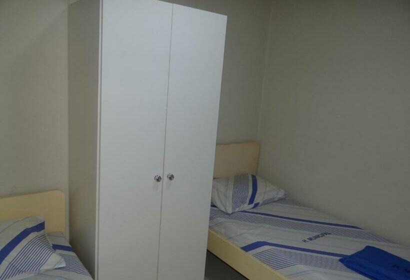 اتاق استاندارد با سرویس بهداشتی مشترک, Hospedagem Municipal