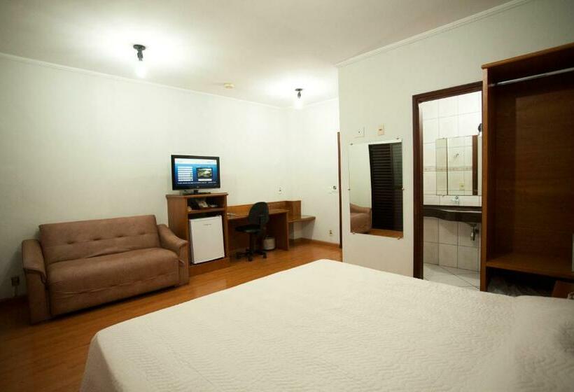 חדר דחוקס עם מיטת קינג, Indaiá Hotel Residence