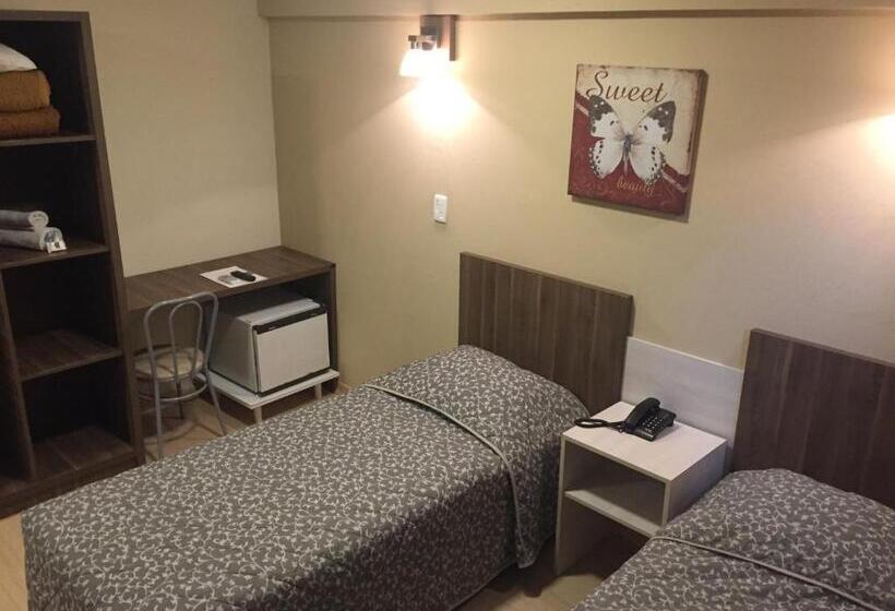 标准间, Klein Ville Dois Irmaos