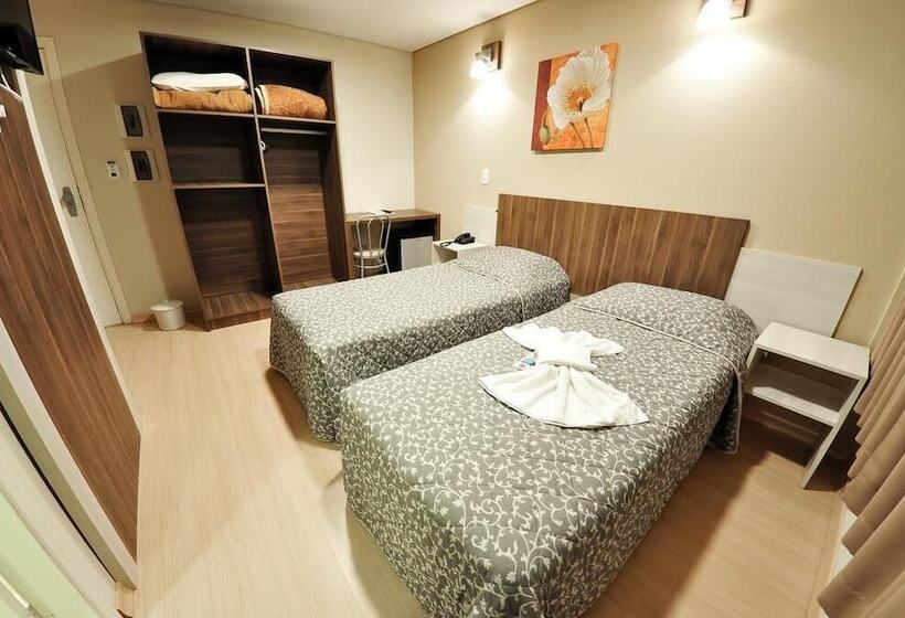 标准间, Klein Ville Dois Irmaos