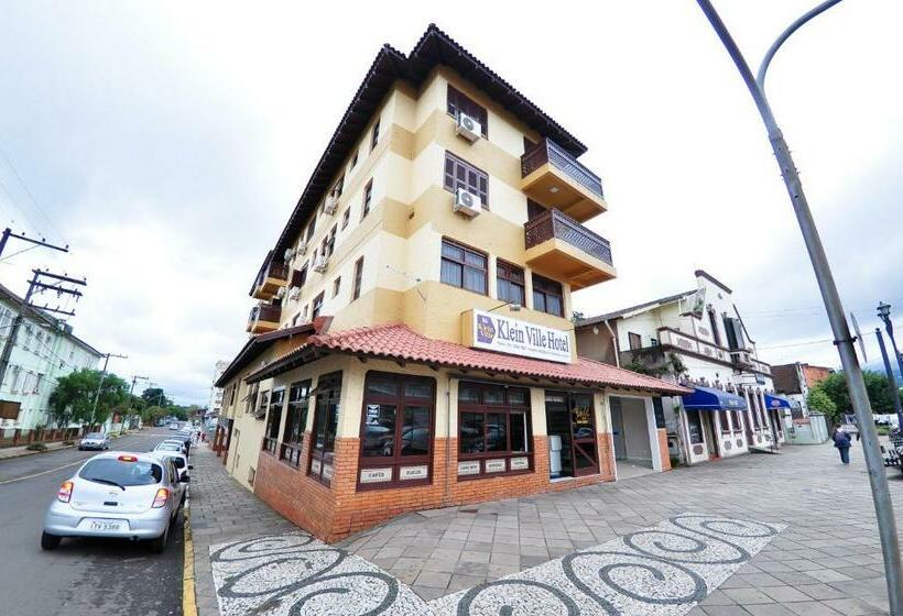 标准工作室, Klein Ville Dois Irmaos