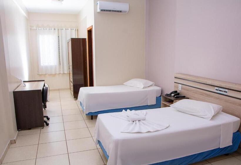 Quarto Deluxe, Mundial