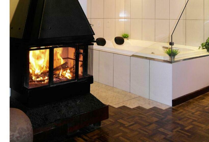 جناح, Pousada Das Araucarias