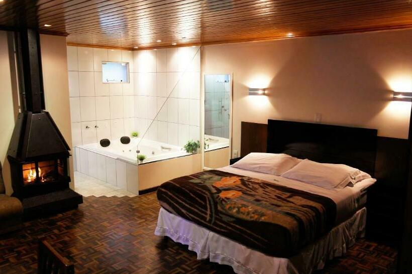 جناح, Pousada Das Araucarias