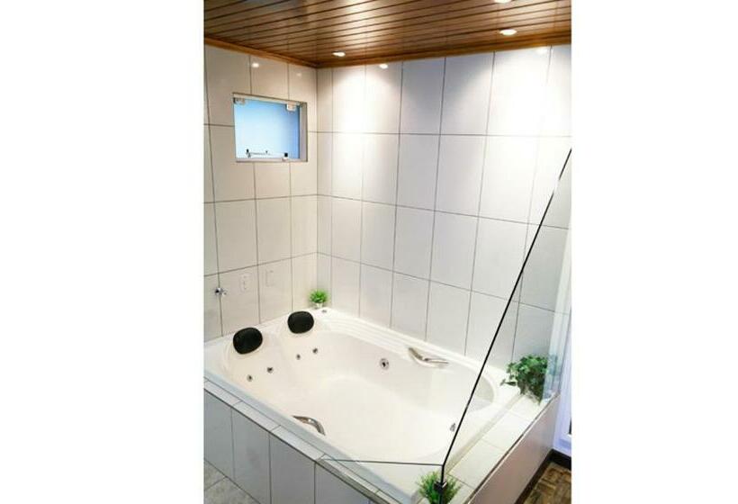 جناح, Pousada Das Araucarias