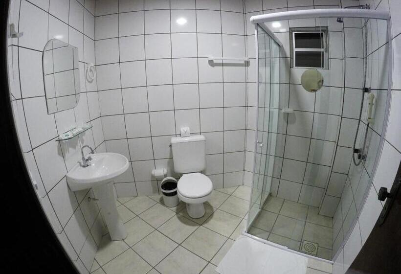 Номер Стандарт Трехместный, Real Nob