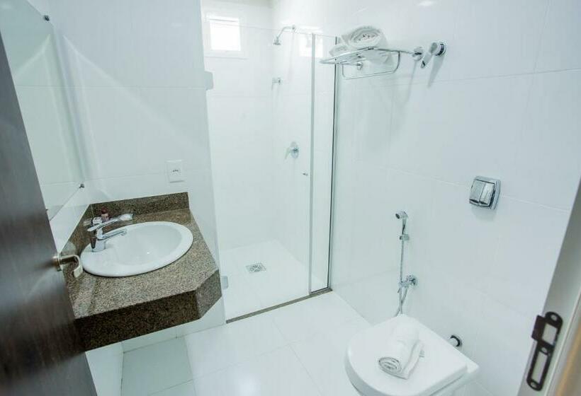 豪华房间, Reisper Palace