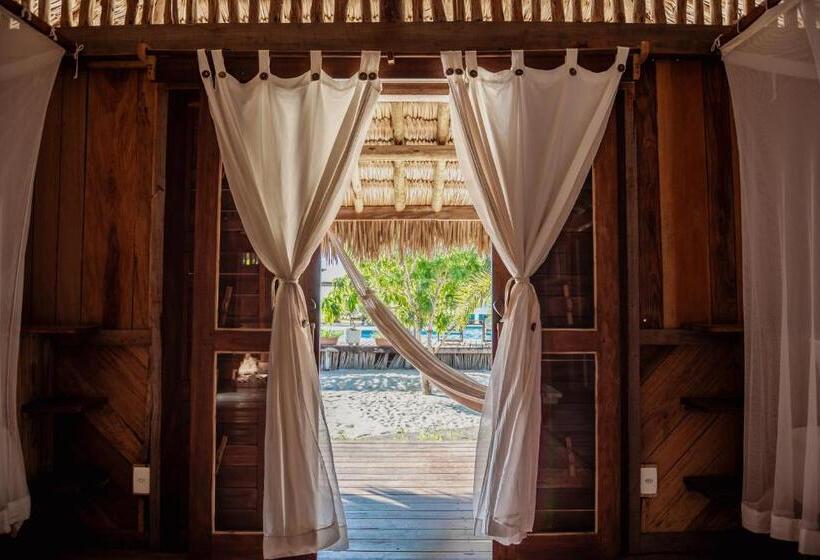 Семейное Бунгало, Ventana