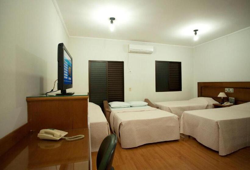חדר דלוקס לארבעה, Indaiá Hotel Residence
