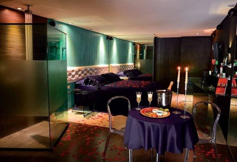 스탠다드 룸, Forum Motel