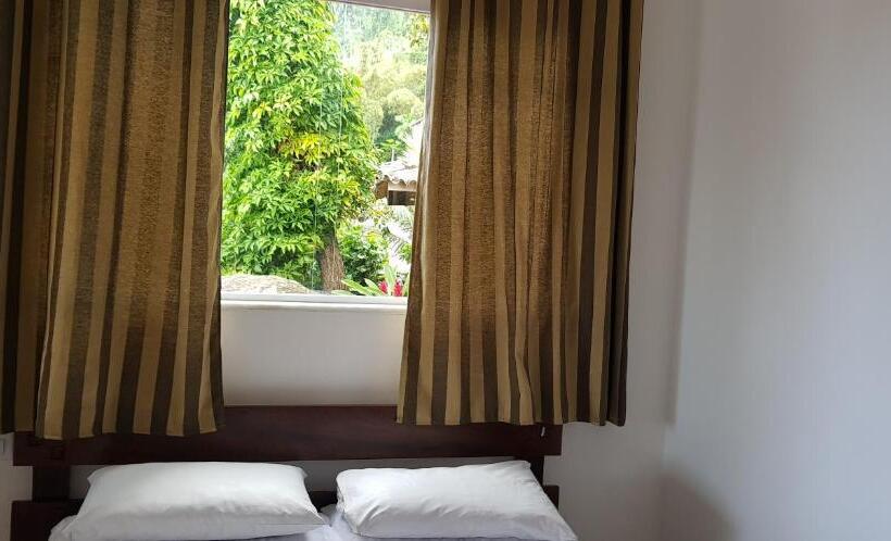 إستوديو قياسى, Apartamentos Casa Da Pedra