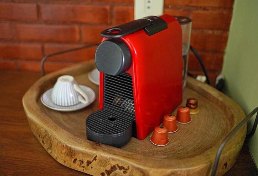 豪华海景房, Cliffside Luxury Inn