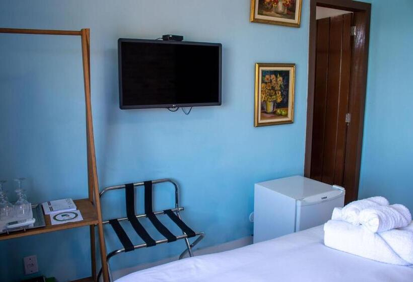 标准间, Cliffside Luxury Inn