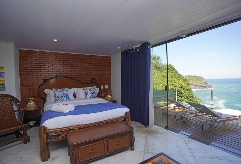 标准间, Cliffside Luxury Inn