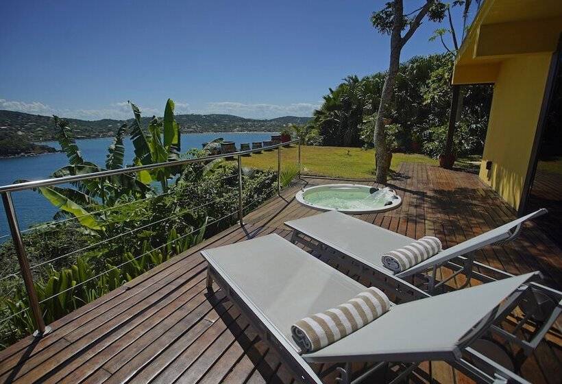 标准间, Cliffside Luxury Inn