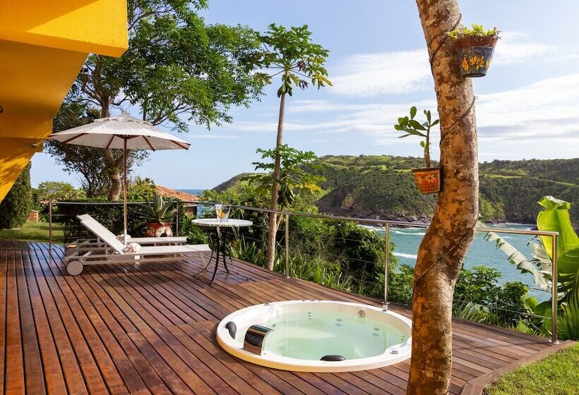 标准间, Cliffside Luxury Inn