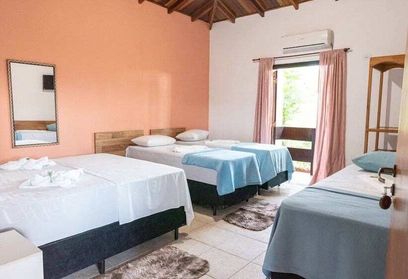 수피리어 트리플 룸, Dellamares