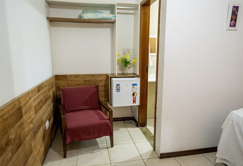 스탠다드 룸, Dellamares